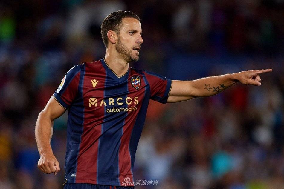 同时也让球 同时也让球